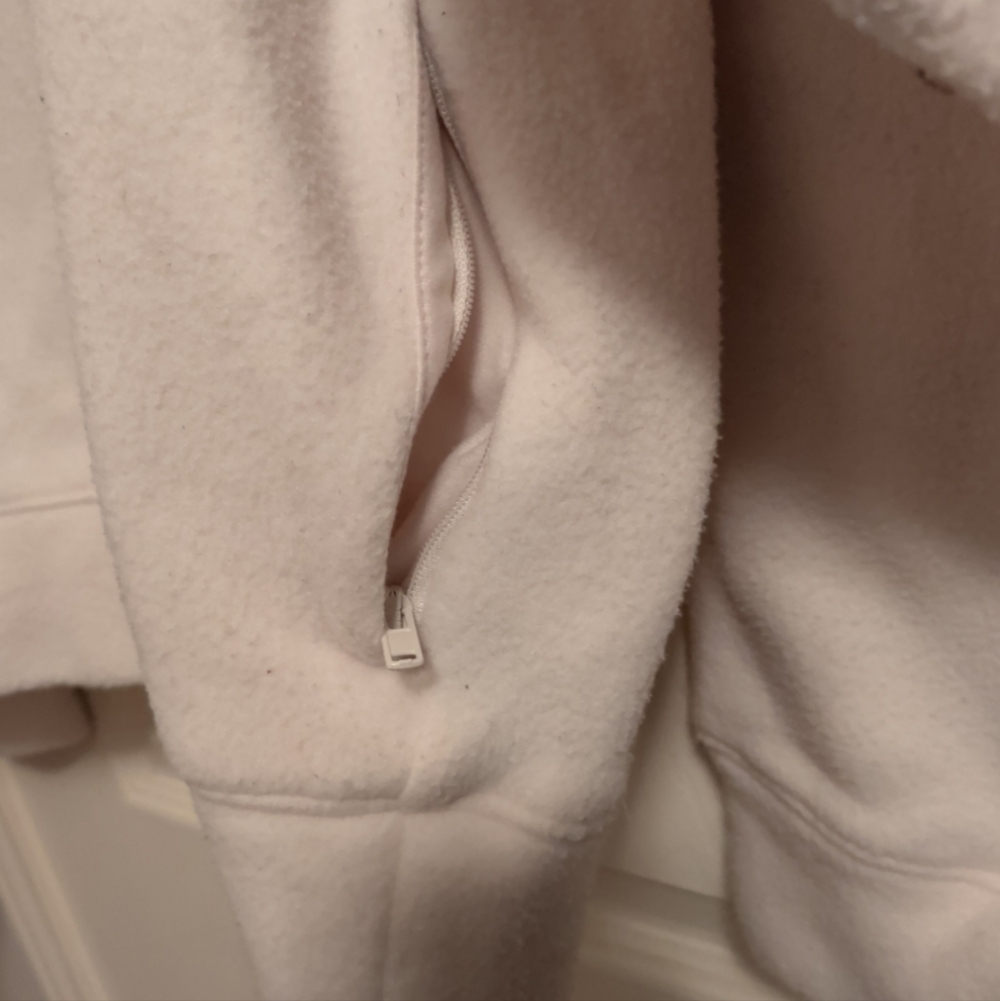 The North Face Fleece Quarter Zip Pullover - Picture 4 of 6